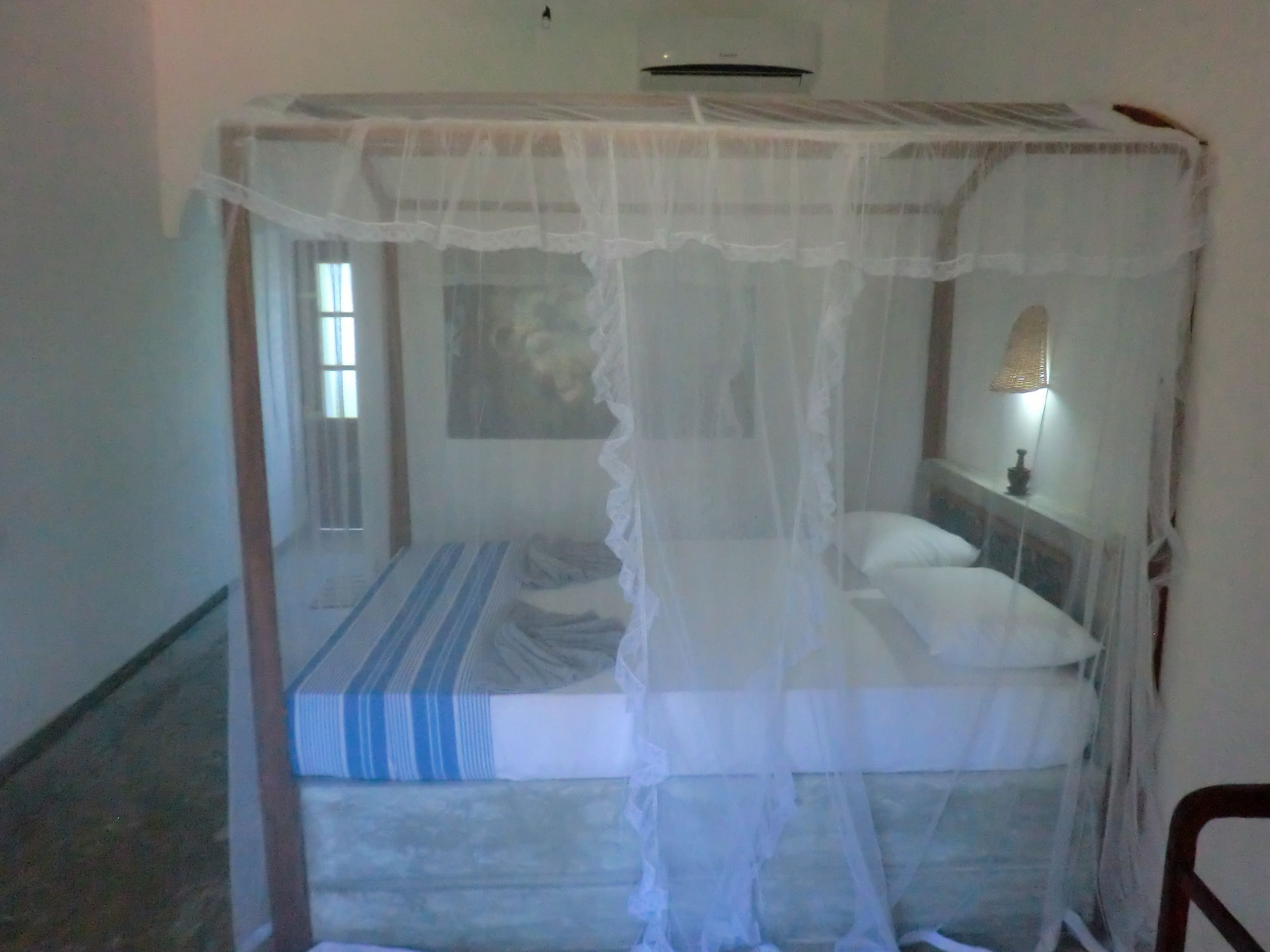 Peacock Wings Guest Hotel Мириса Екстериор снимка